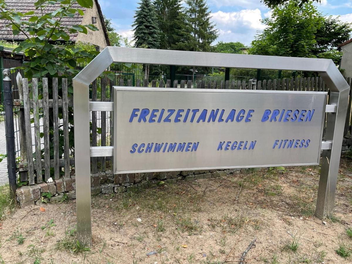 Ferienwohnung Unter den Linden Halbe Exterior foto